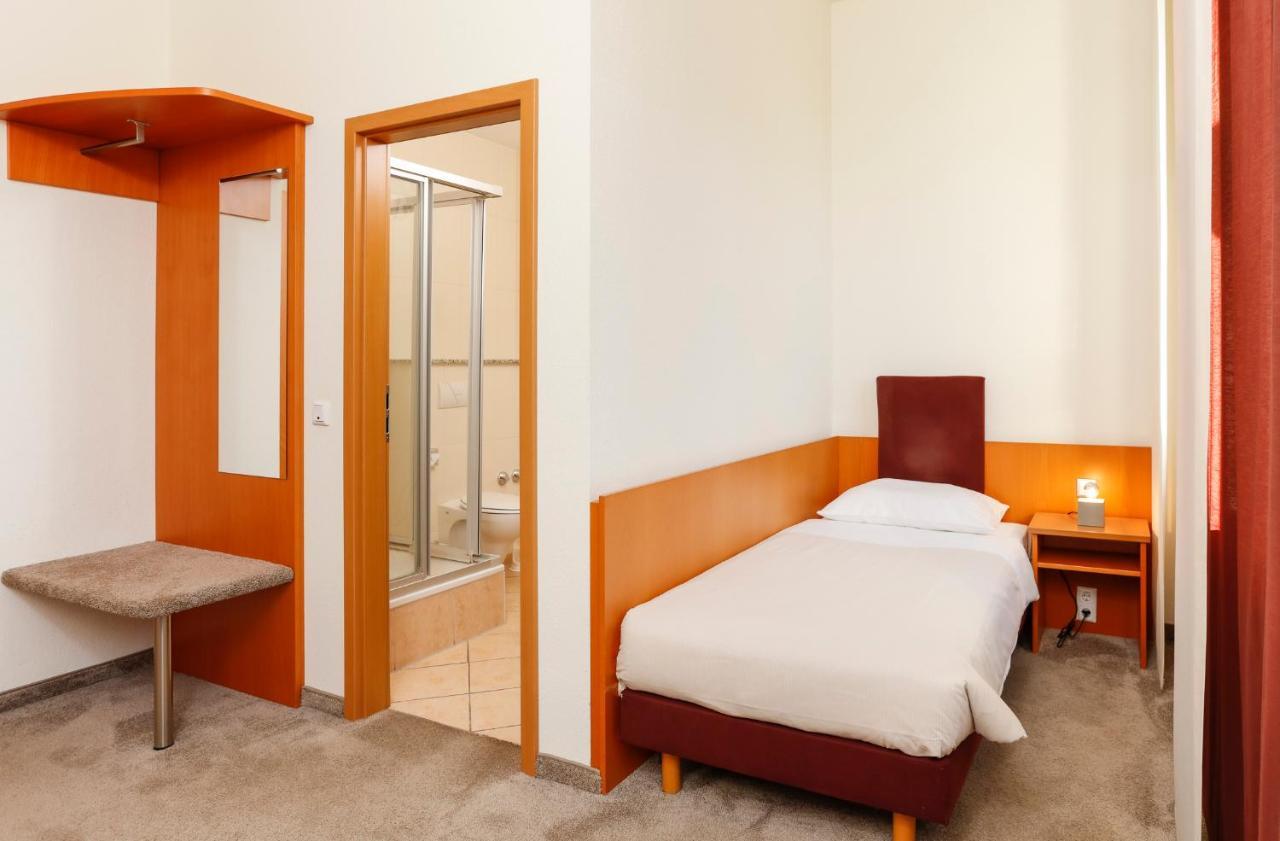 Hotel Am Rhein Wesseling Luaran gambar