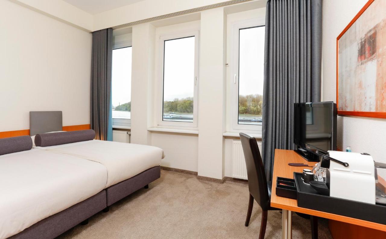 Hotel Am Rhein Wesseling Luaran gambar