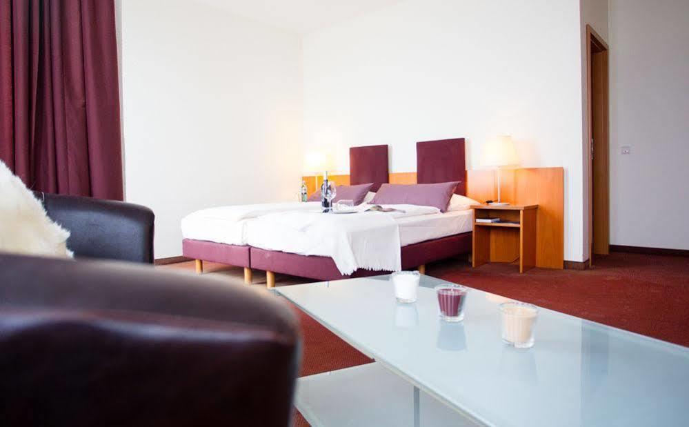 Hotel Am Rhein Wesseling Luaran gambar